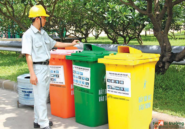 phân[-]loại[-]rác[-]thải[-]tại[-]nguồn[-]nhằm[-]phục[-]vụ[-]cho[-]công[-]tác[-]tái[-]chế[-]thuận[-]lợi[-]hơn[-]và[-]tận[-]dụng[-]triệt[-]để[-]mọi[-]nguồn[-]lợi[-]từ[-]rác